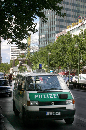 Berlin Politi 696410D