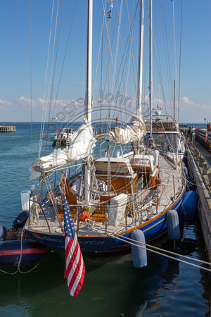 Amerikansk lystyacht i Rørvig havn