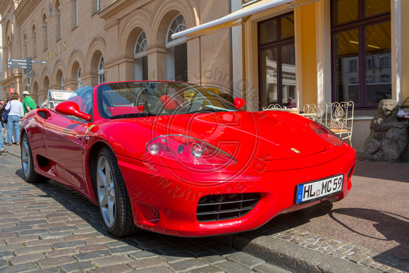 Ferrari 360 på torvet i Swerin